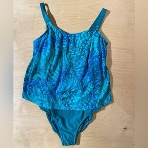 Beach Cabana Woman One Piece Swimsuit 2X (HV)